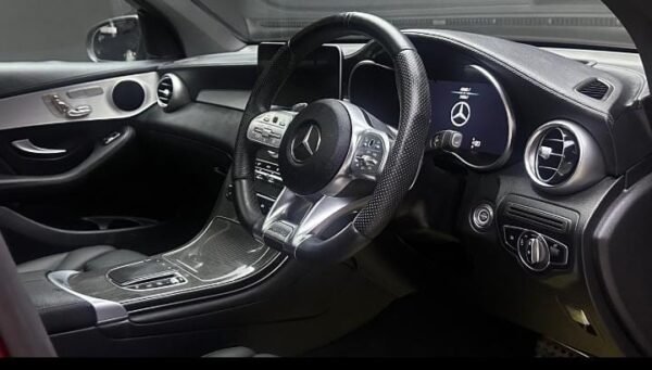 GLC43 2021 V6 twin turbo Petrol - Image 3
