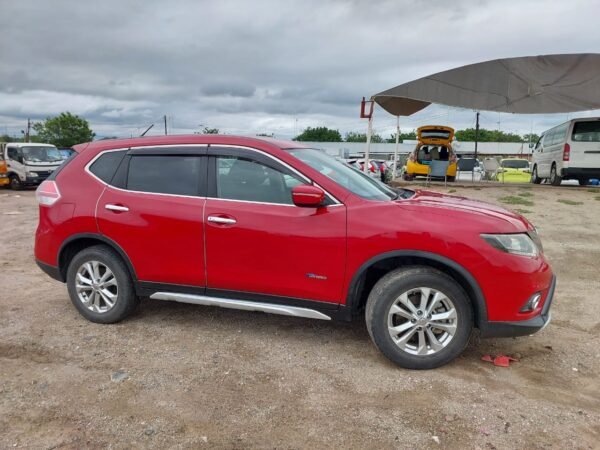 Nissan Xtrail - Image 12